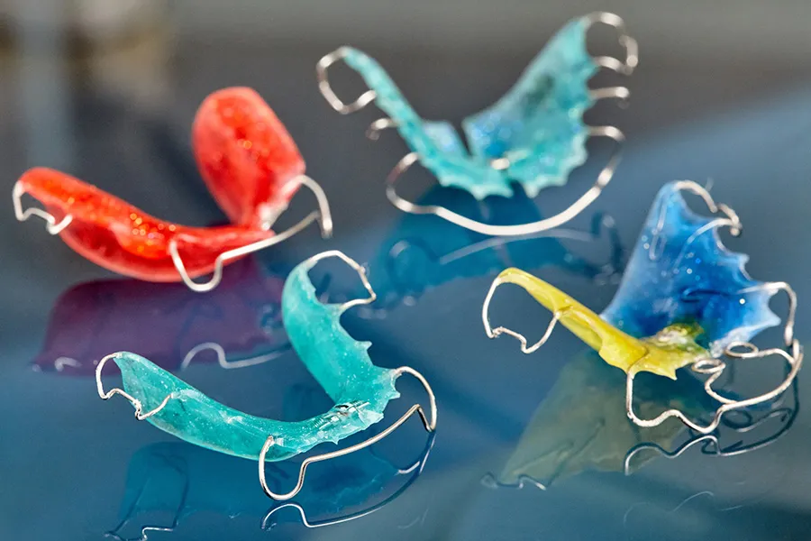 How long to wear a retainer